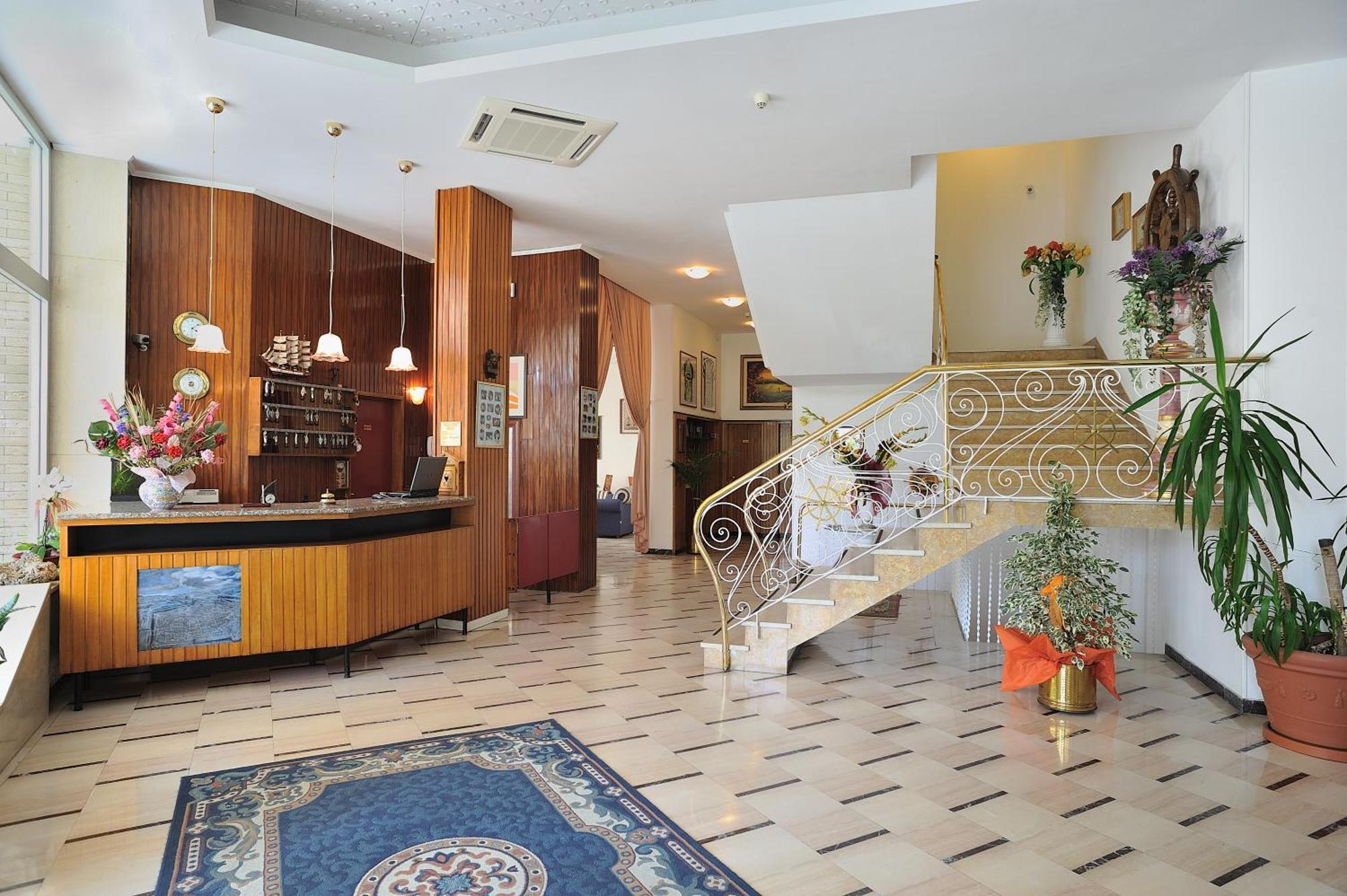 Hotel Clipper 4*